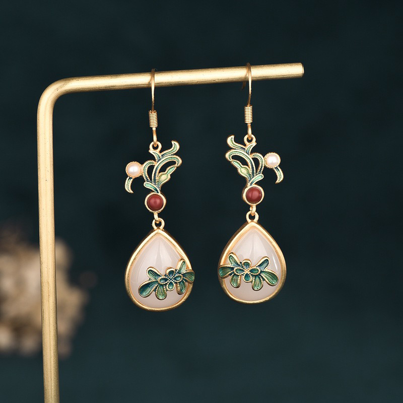 earrings-รุ่น-ต่างหูเรโทร-ประดับหยกขาวสังเคราะห์-งานสวยมาก
